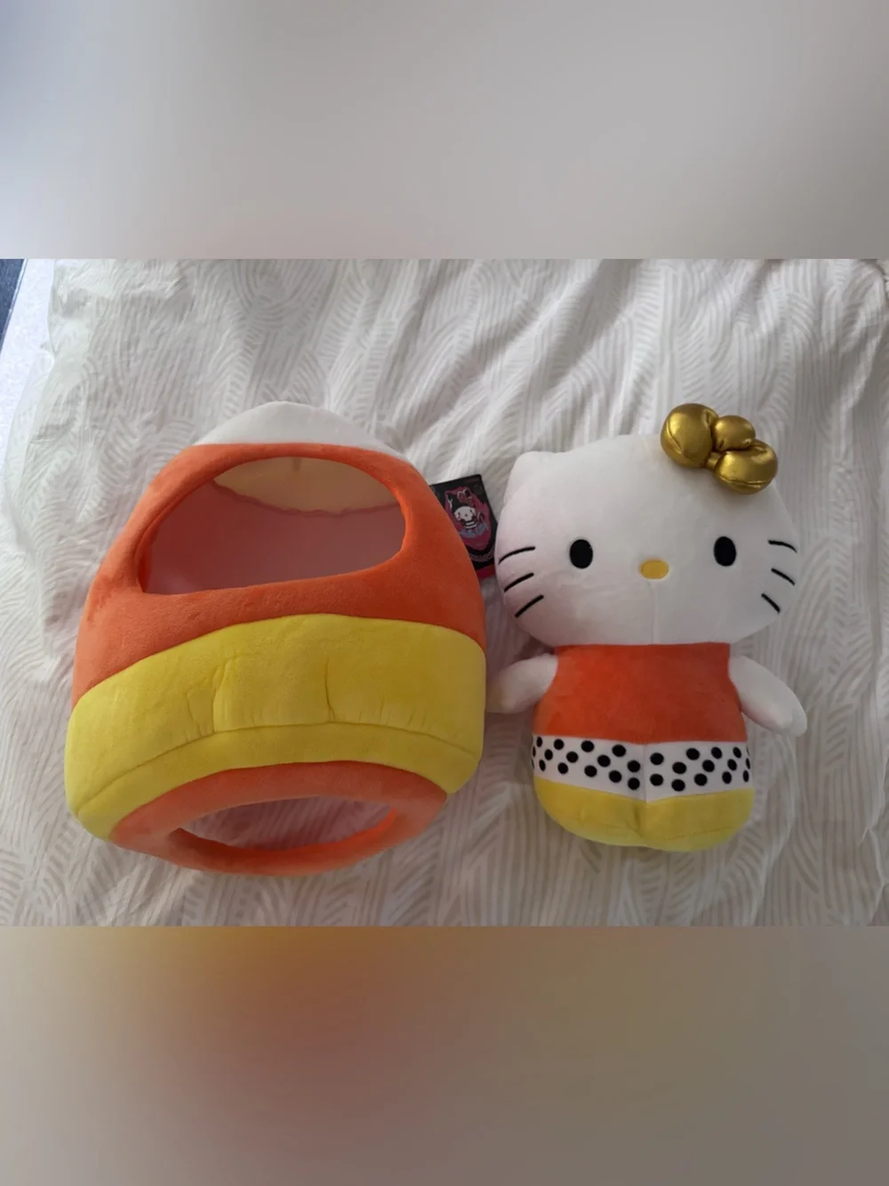 Sanrio Hello Kitty Kidrobot Candy Corn Halloween Plush